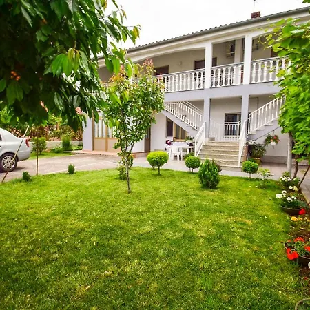 Duje 3* Zadar