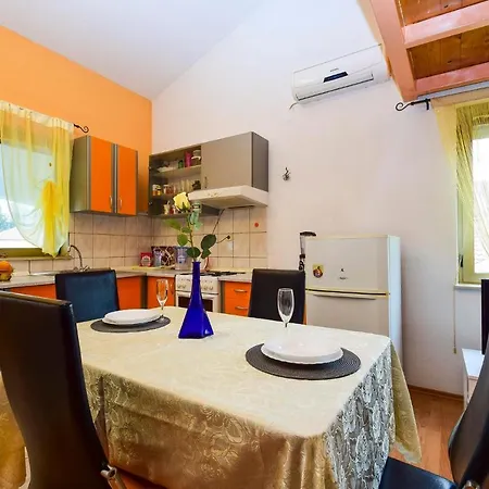 Konukevi Duje 3*